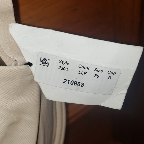 New W/Out Tags  Maidenform Shapewear Dress 38B - Picture 7 of 9